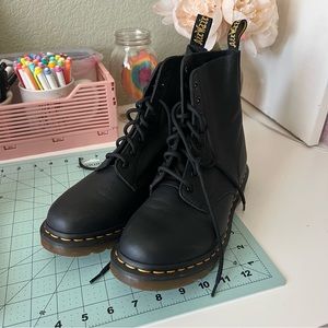 Dr. Martens 1460 Pascal Boots // Size: 9